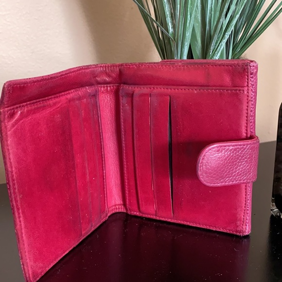 Authentic Chanel Wallet - Picture 3 of 5